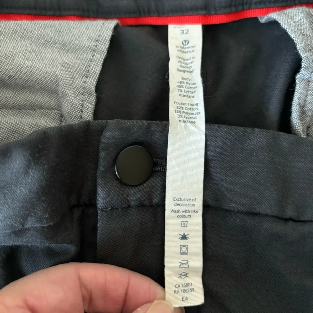 LULULEMON Mens Commission Pants Gray Size 32 style E40416
